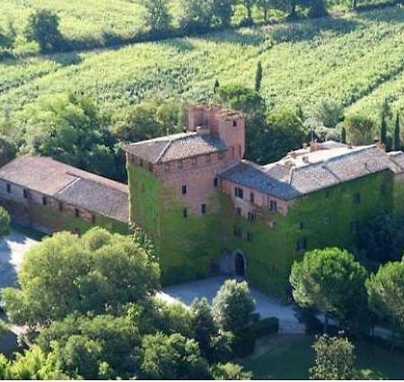 Castello Di San Fabiano Guest House Monteroni dʼArbia Zewnętrze zdjęcie